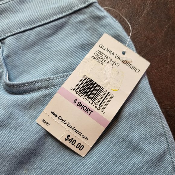 NWT Gloria Vanderbilt Amanda light blue denim jeans baby blue color size 6 Short - Picture 8 of 16